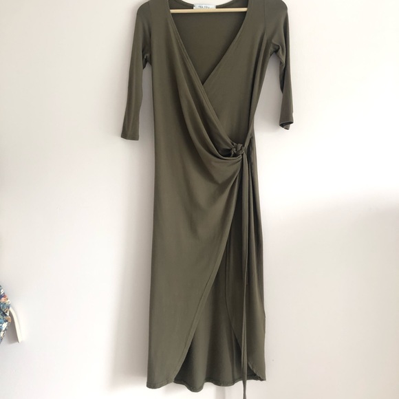 Tea You Drape Dress - Picture 4 of 9